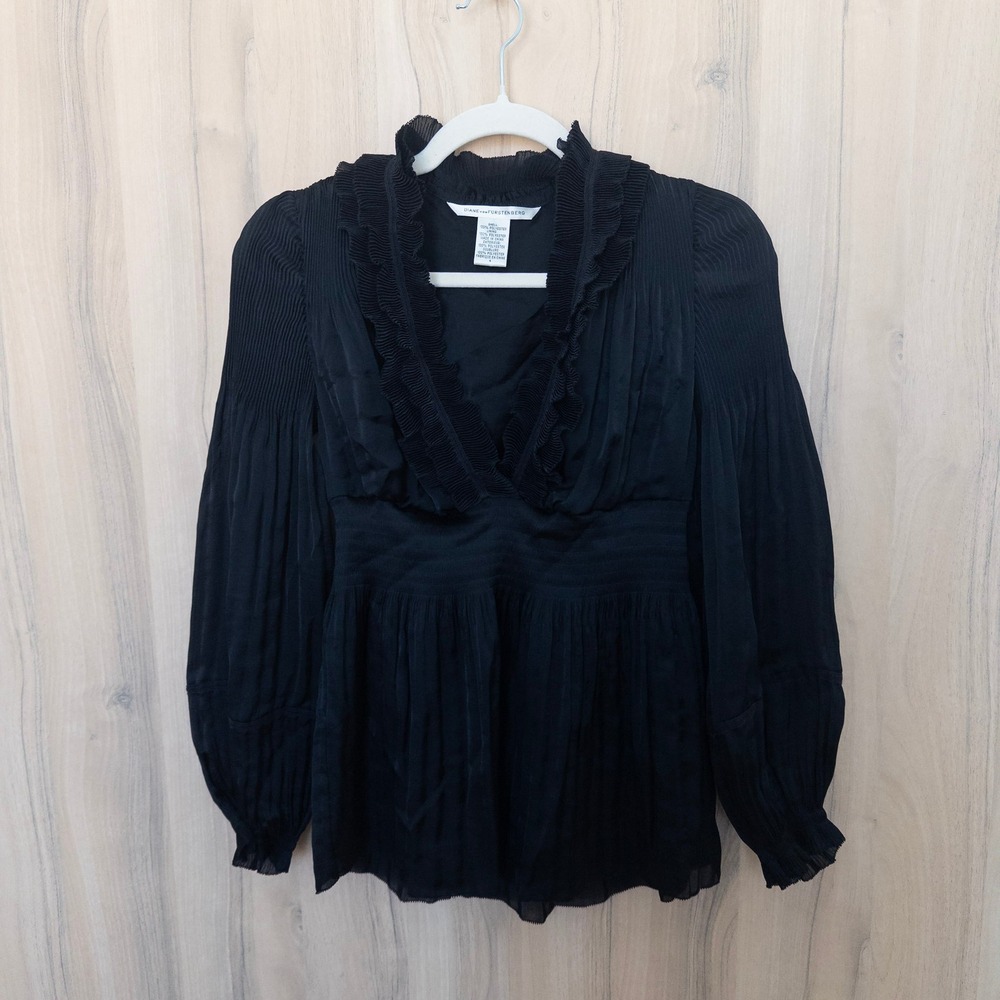 Diane von Furstenberg Blouse Size 4 Black Matador Ruffle Pleated Whimsigoth
